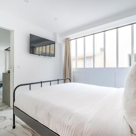 Spacious Flat For 4 People #1 Asnières Buitenkant foto